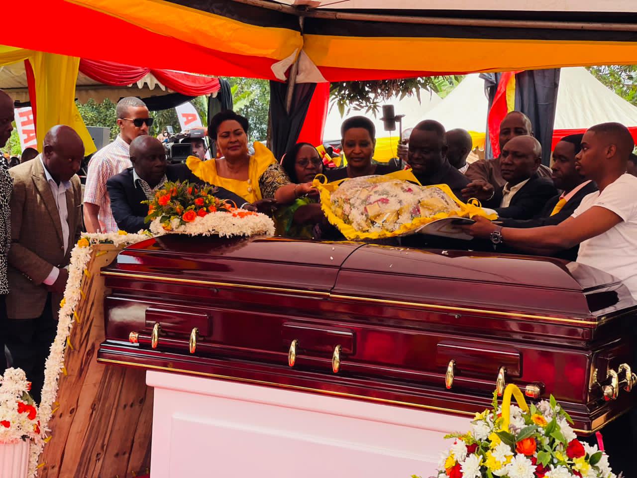 Thank You For Standing With Us In Bad Times! Tamale Mirundi's Family Applauds Sanyuka TV For Comprehensive Burial Coverage
